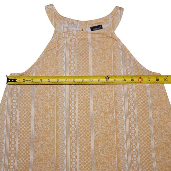 Torrid Womens size 0X Butter Yellow Paisley Trapeze Bandana Print Tank Western - Picture 5 of 5